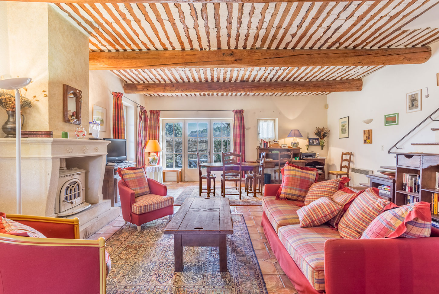 Gordes, maison de hameau avec piscine   