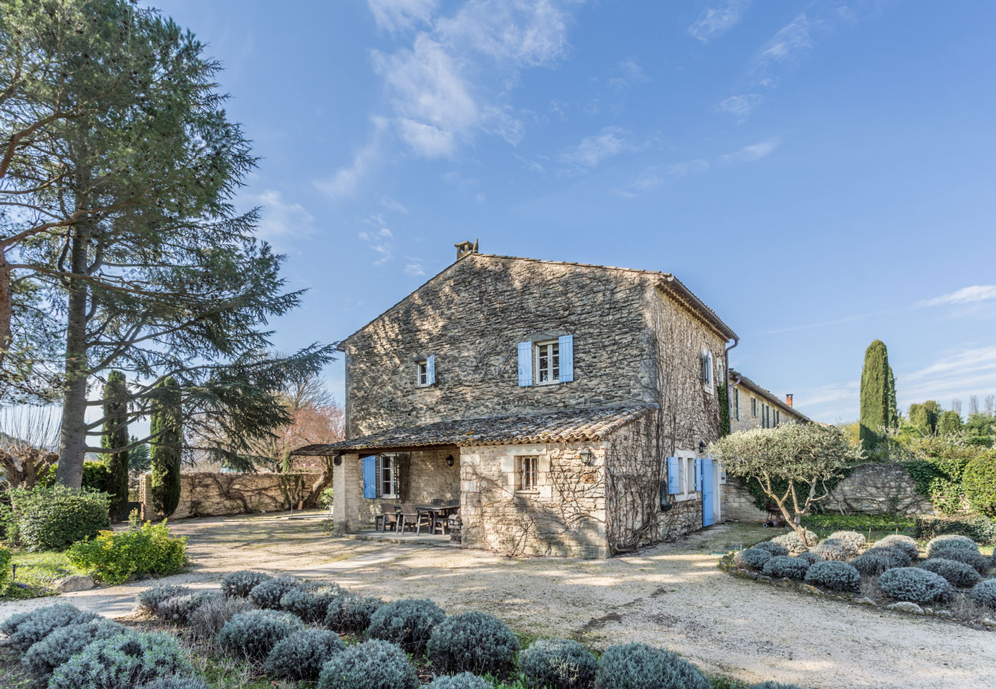 Gordes, maison de hameau avec piscine   