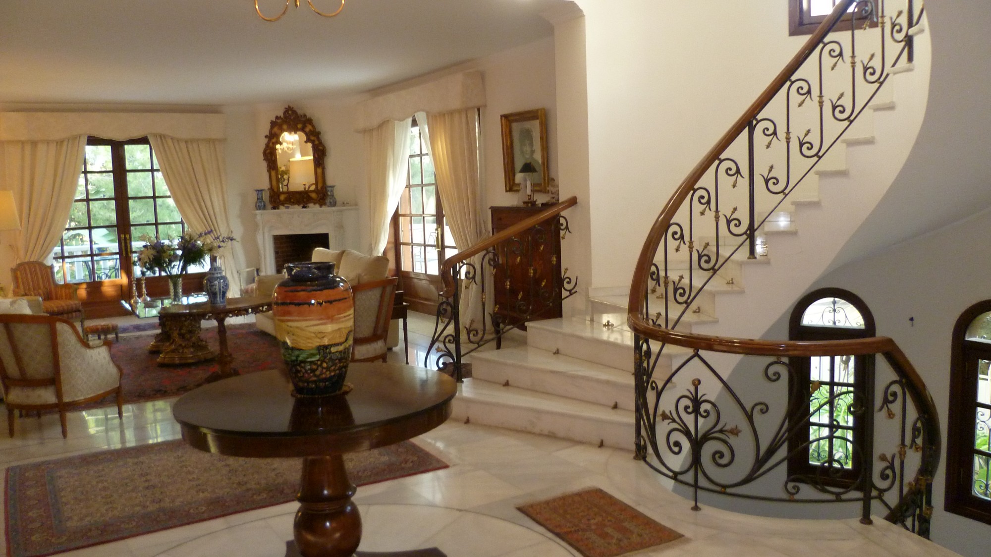 Grèce, superbe maison dans la ville côtière de Glyfada, au sud d'Athènes  