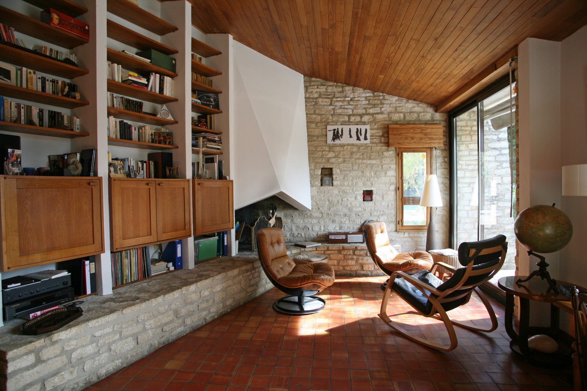 Luberon - Maison contemporaine lumineuse bénéficiant de belles vues   
