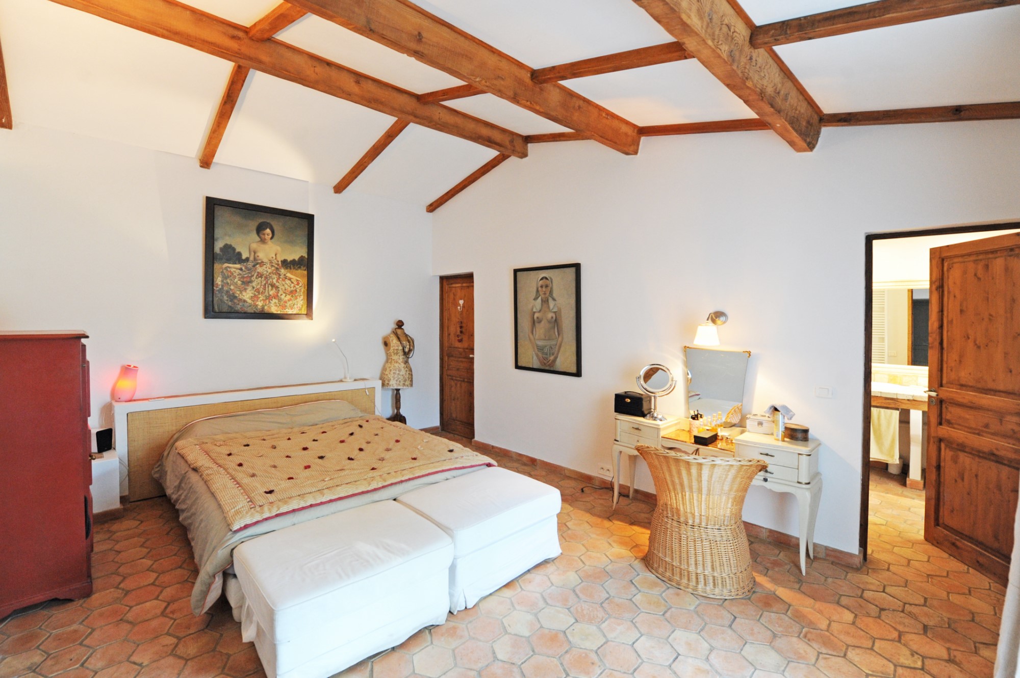 Roussillon : belle situation pour cette villa tout confort   