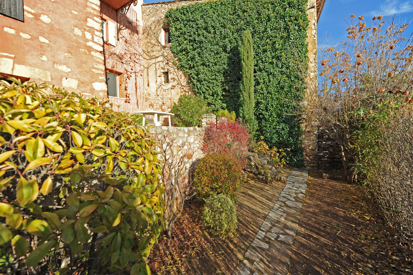 garden Roussillon Provence