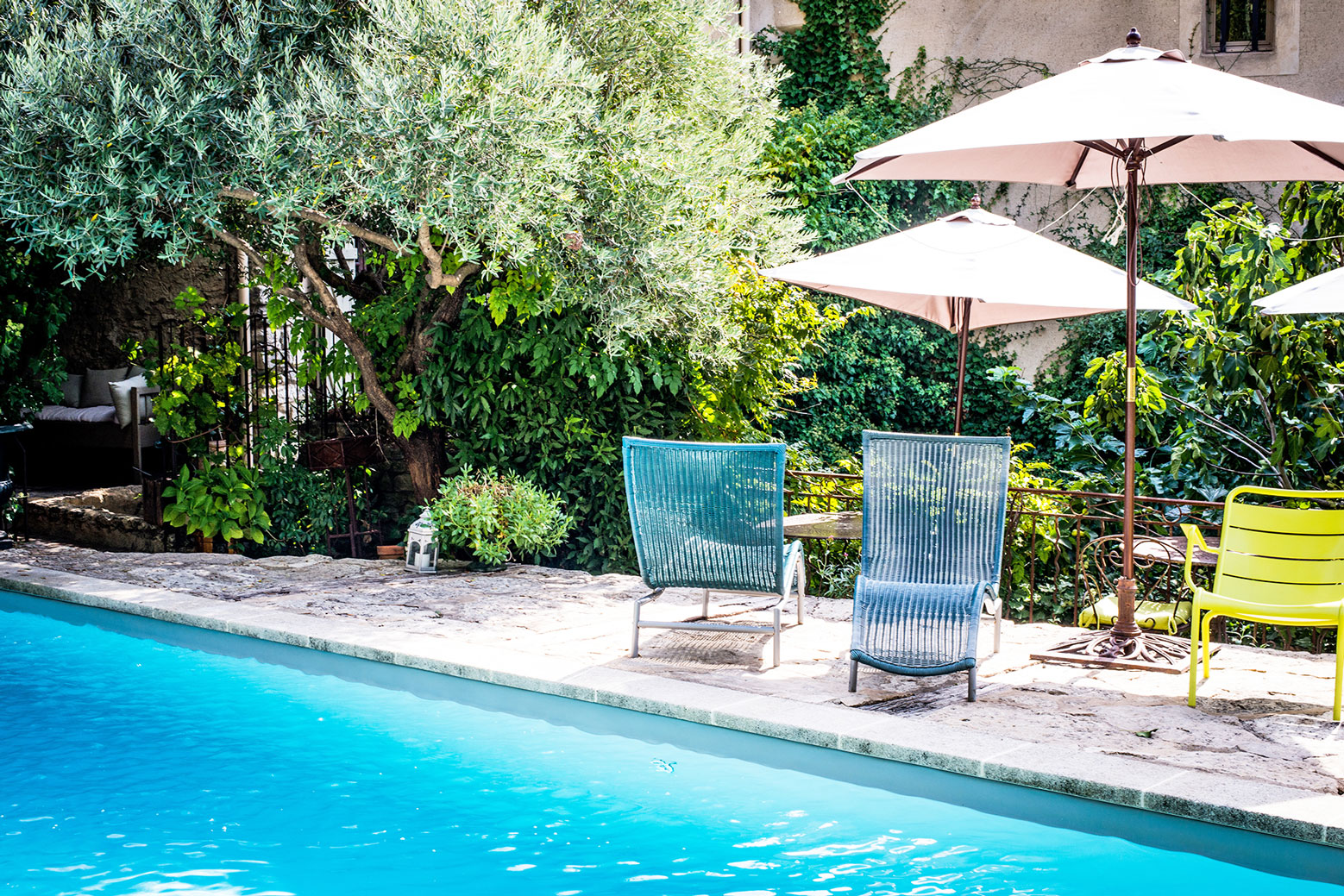 Magnifique maison de village avec piscine et terrain en terrasse   