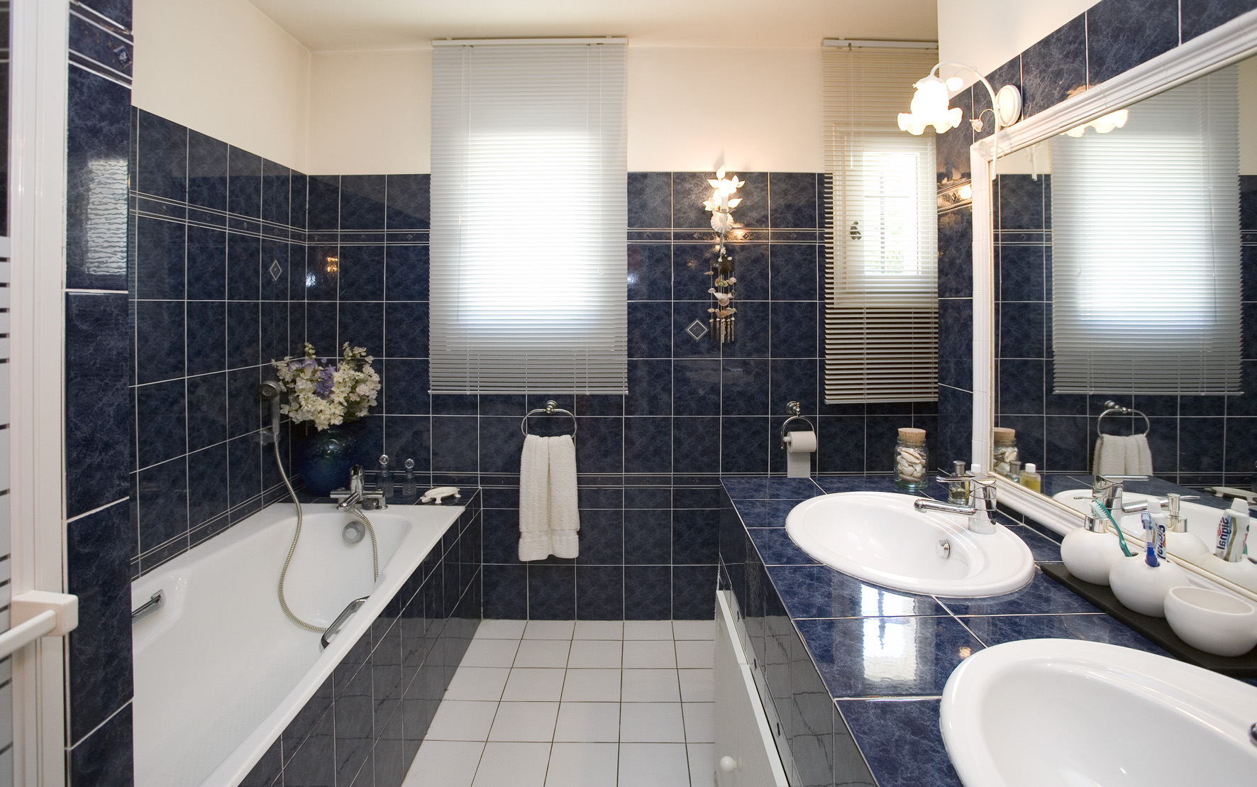 A vendre,  villa de 5 chambres avec piscine sur Saint-Antoine, L’Isle-sur-la-Sorgue  
