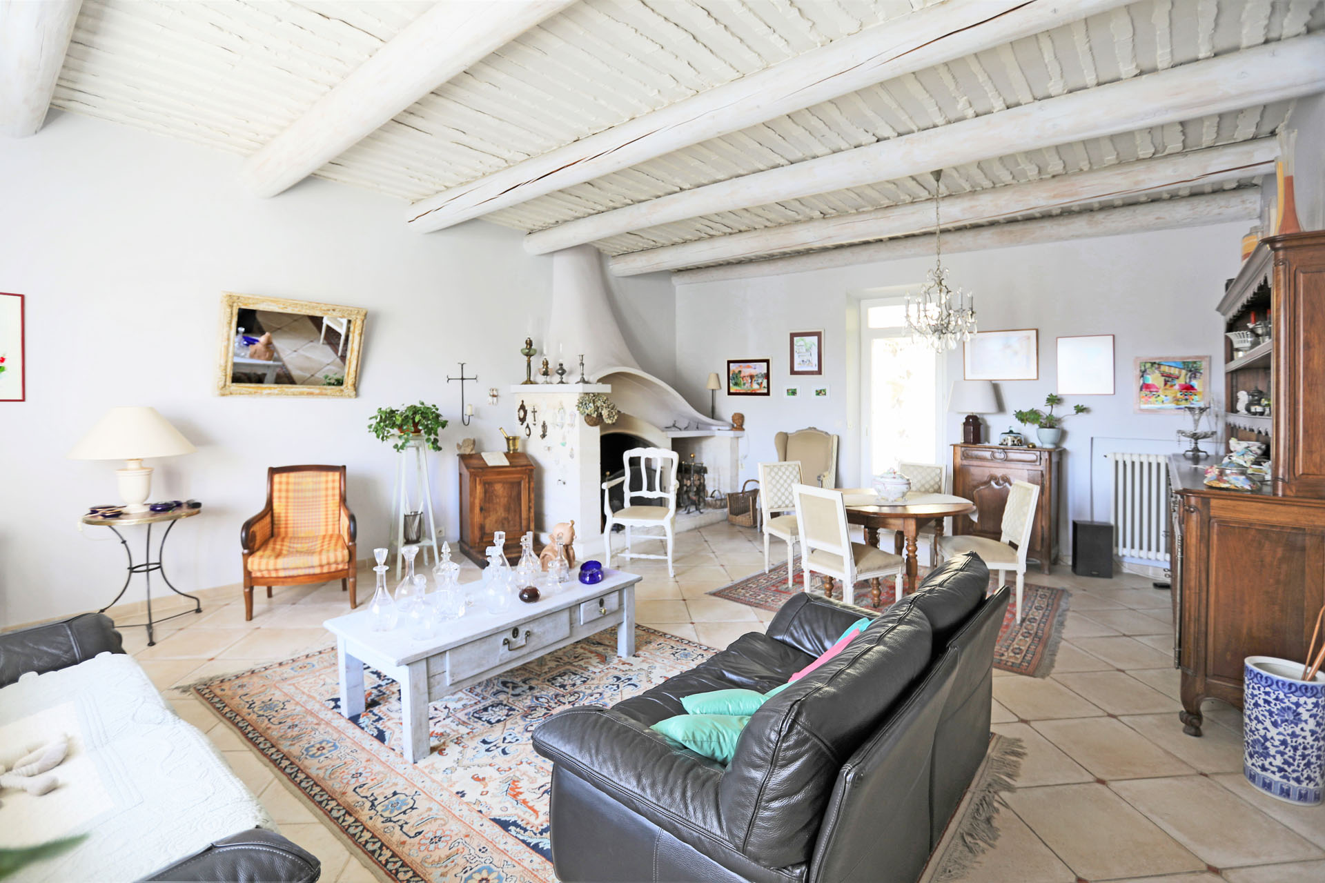 Maison de village en Luberon  avec cour privative  