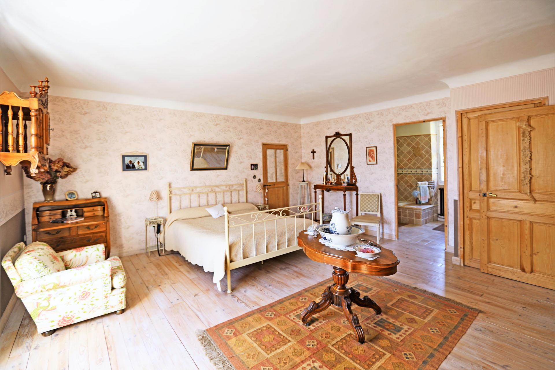 Maison de village en Luberon  avec cour privative  