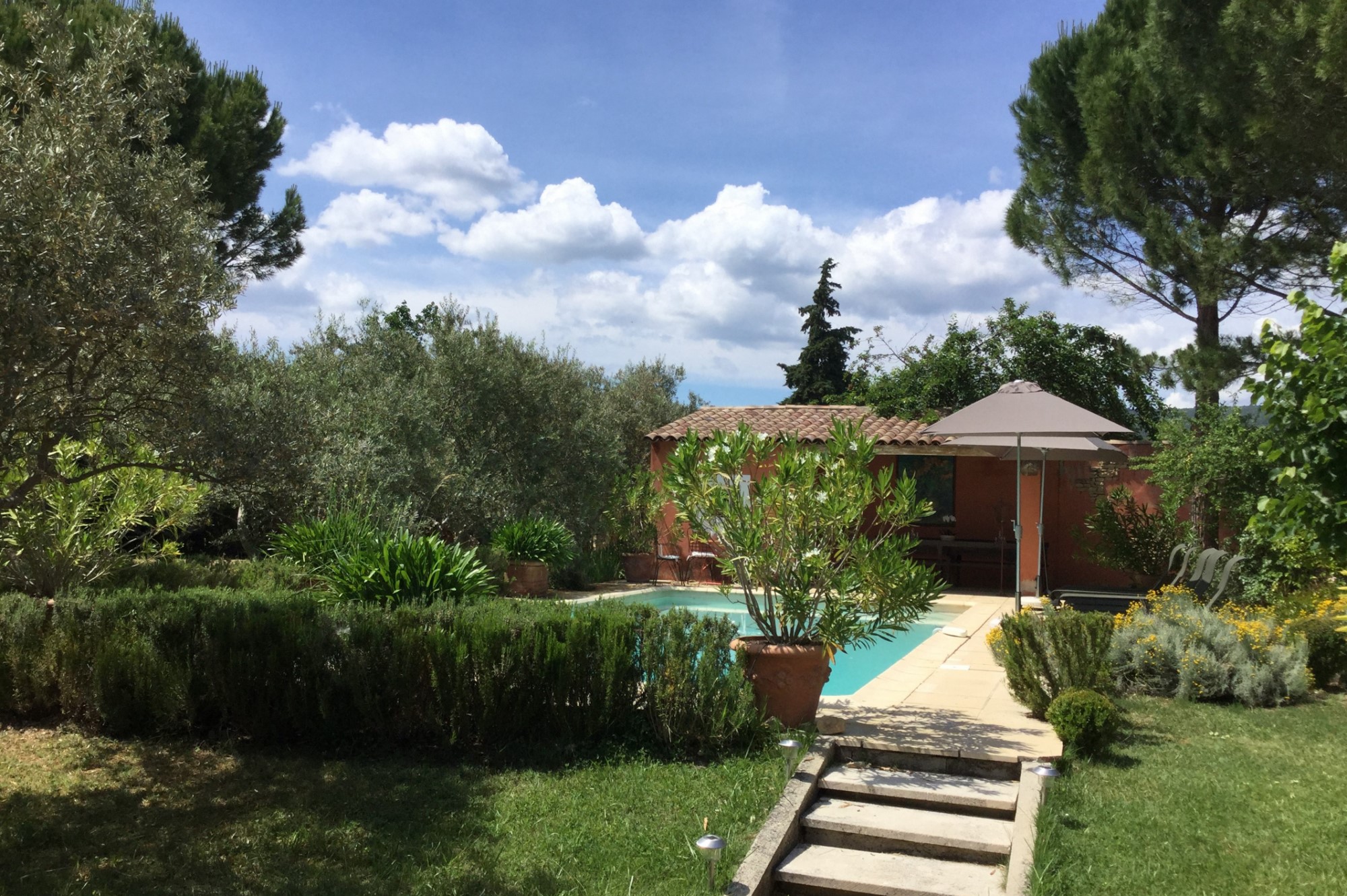 Pool house in Provence - for sale by ROSIER