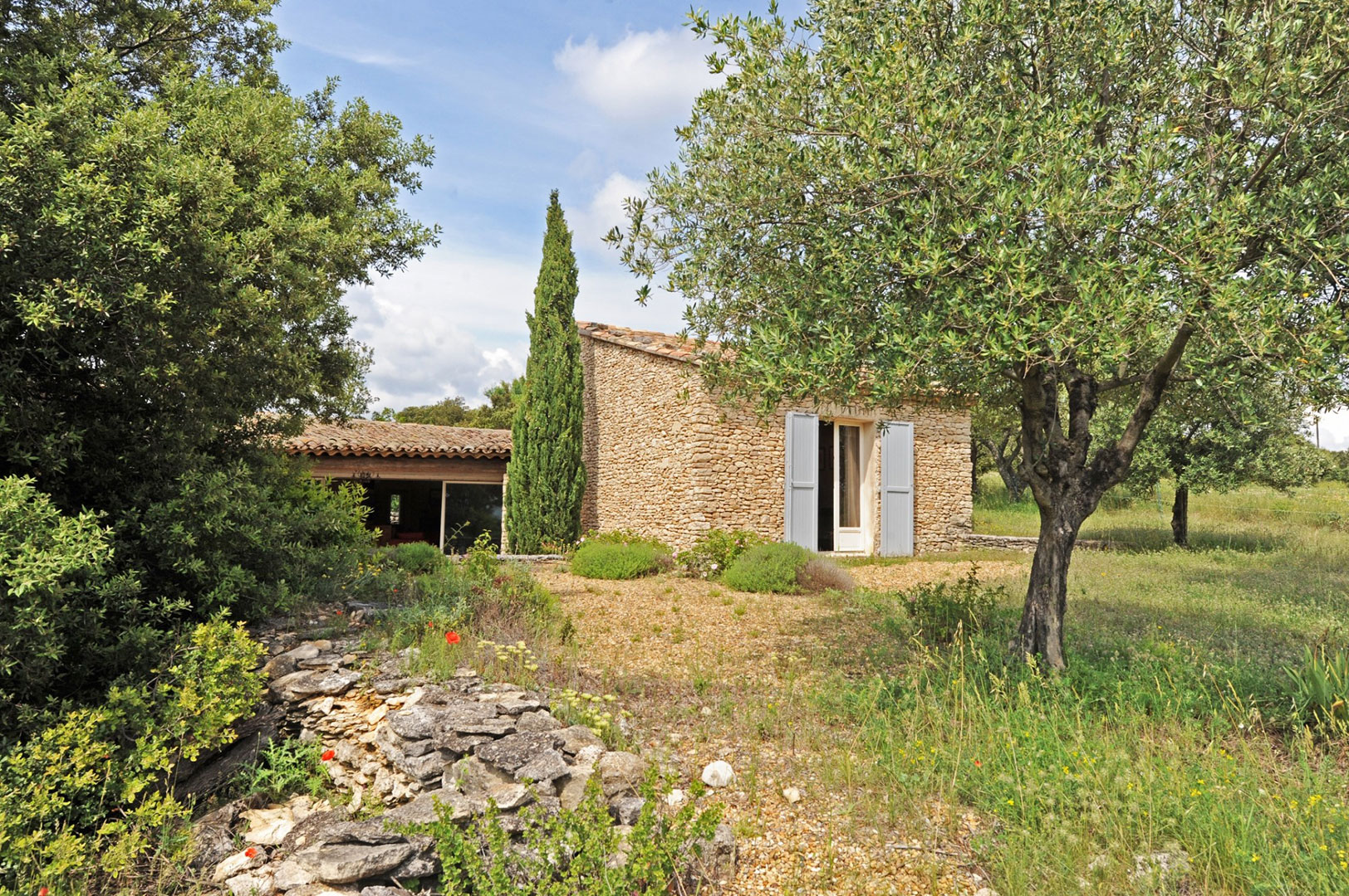 villa en pierres à Bonnieux