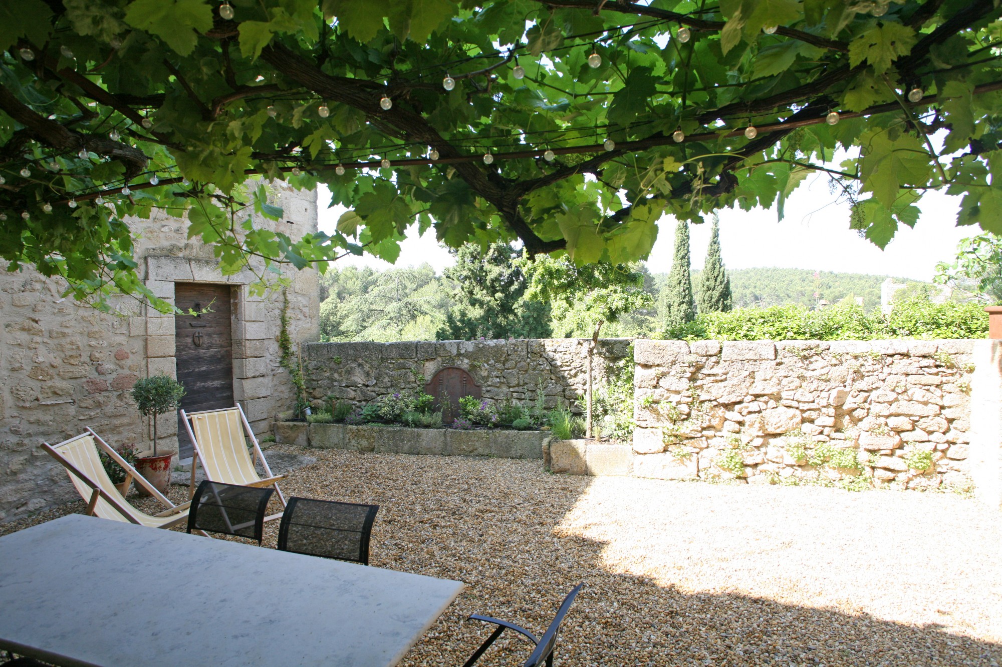 dans le Luberon, superbe maison de village avec vue exceptionnelle   