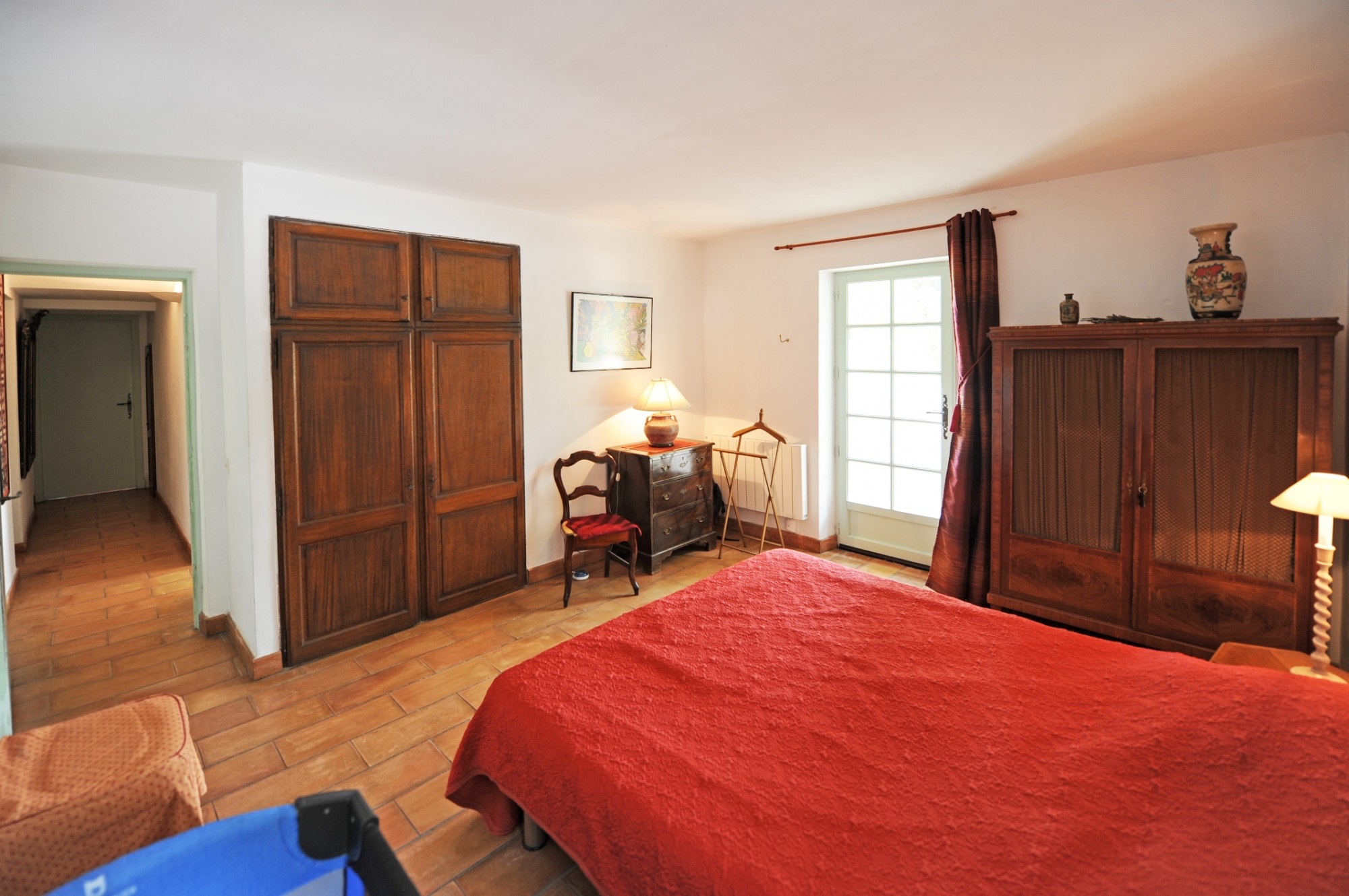 A Gordes, propriété d'agrément avec piscine sur 6500 m²    
