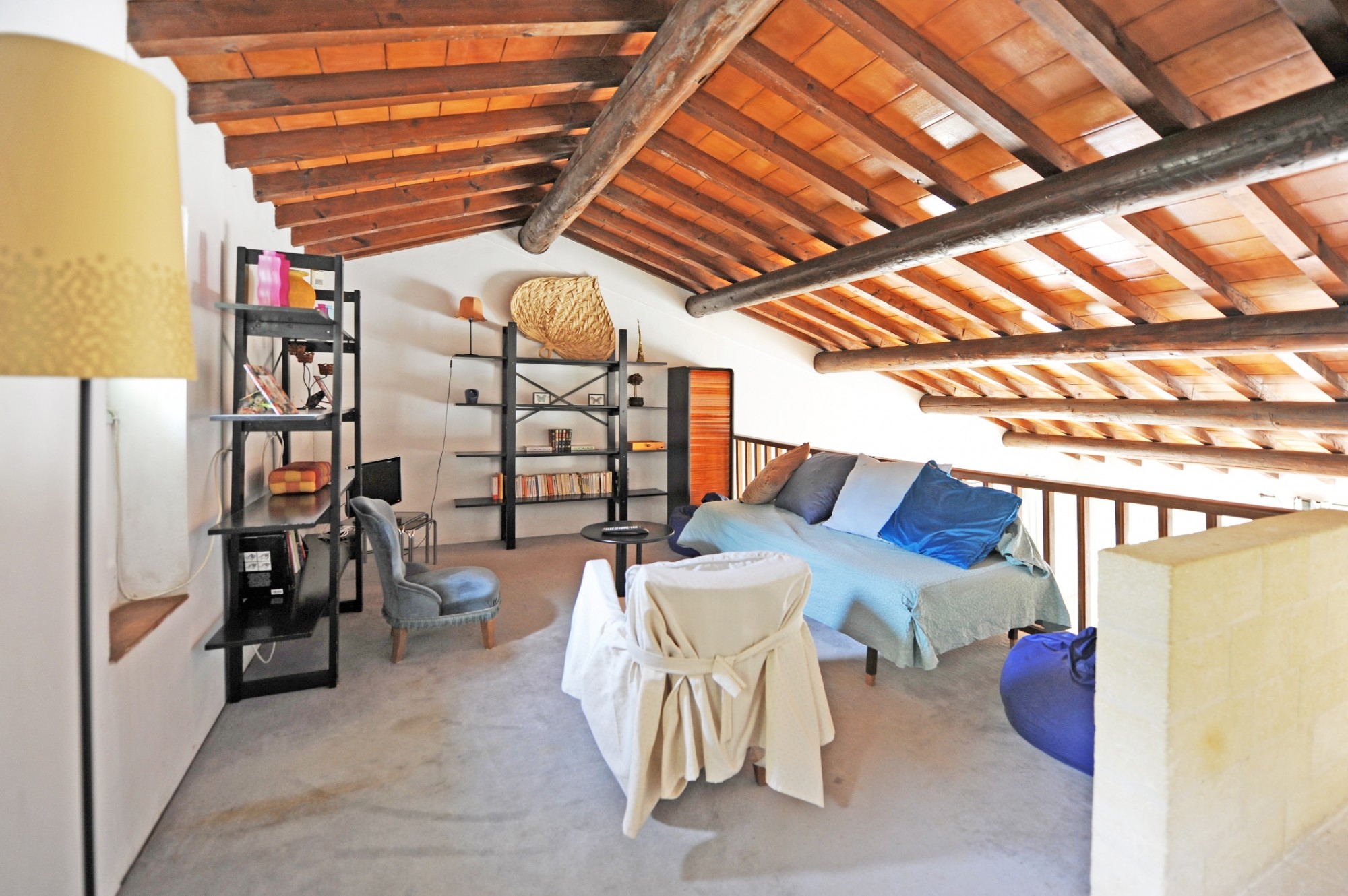 A Gordes, propriété d'agrément avec piscine sur 6500 m²    