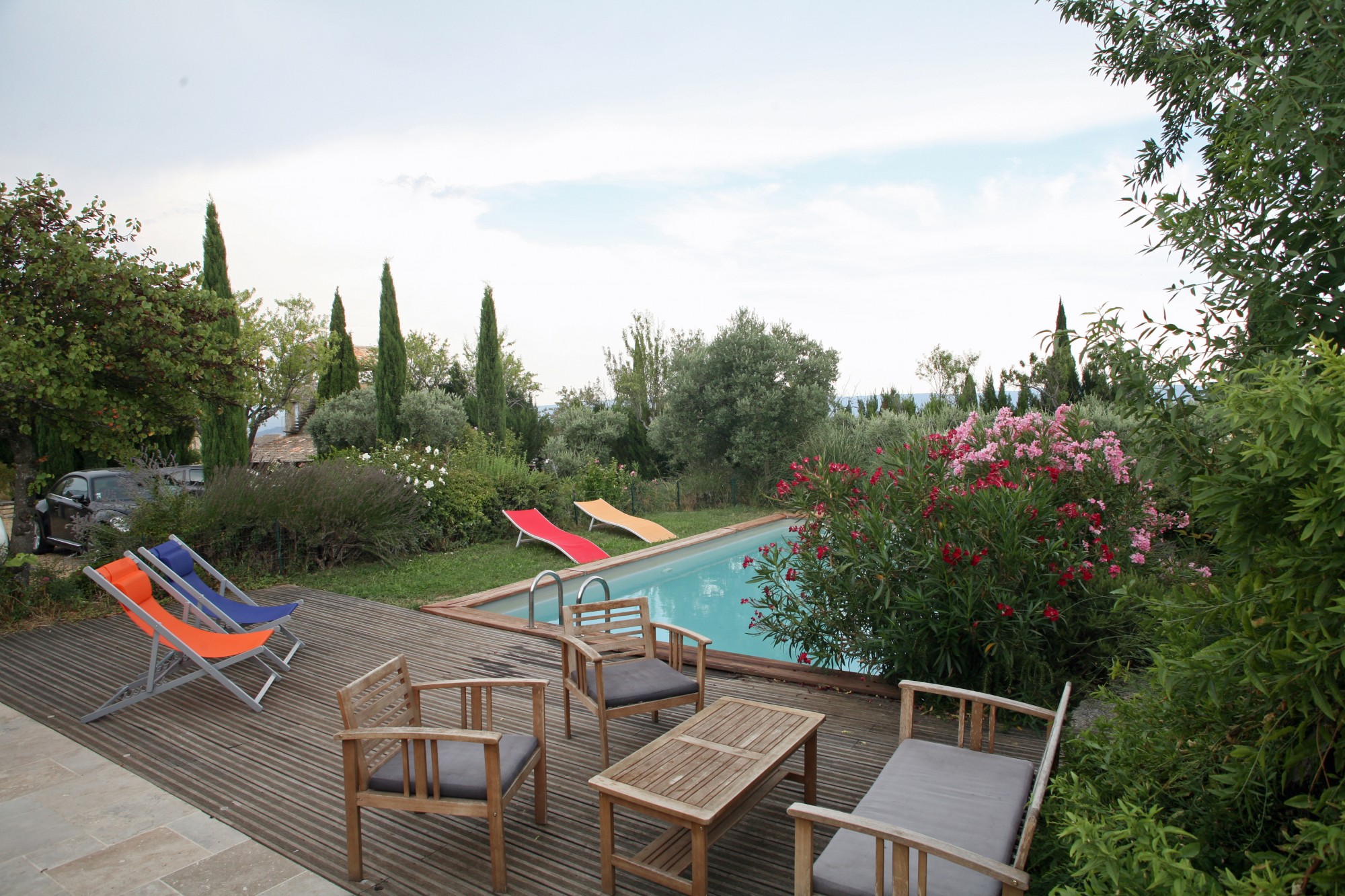 Maison de village avec piscine et vues sur le Luberon   
