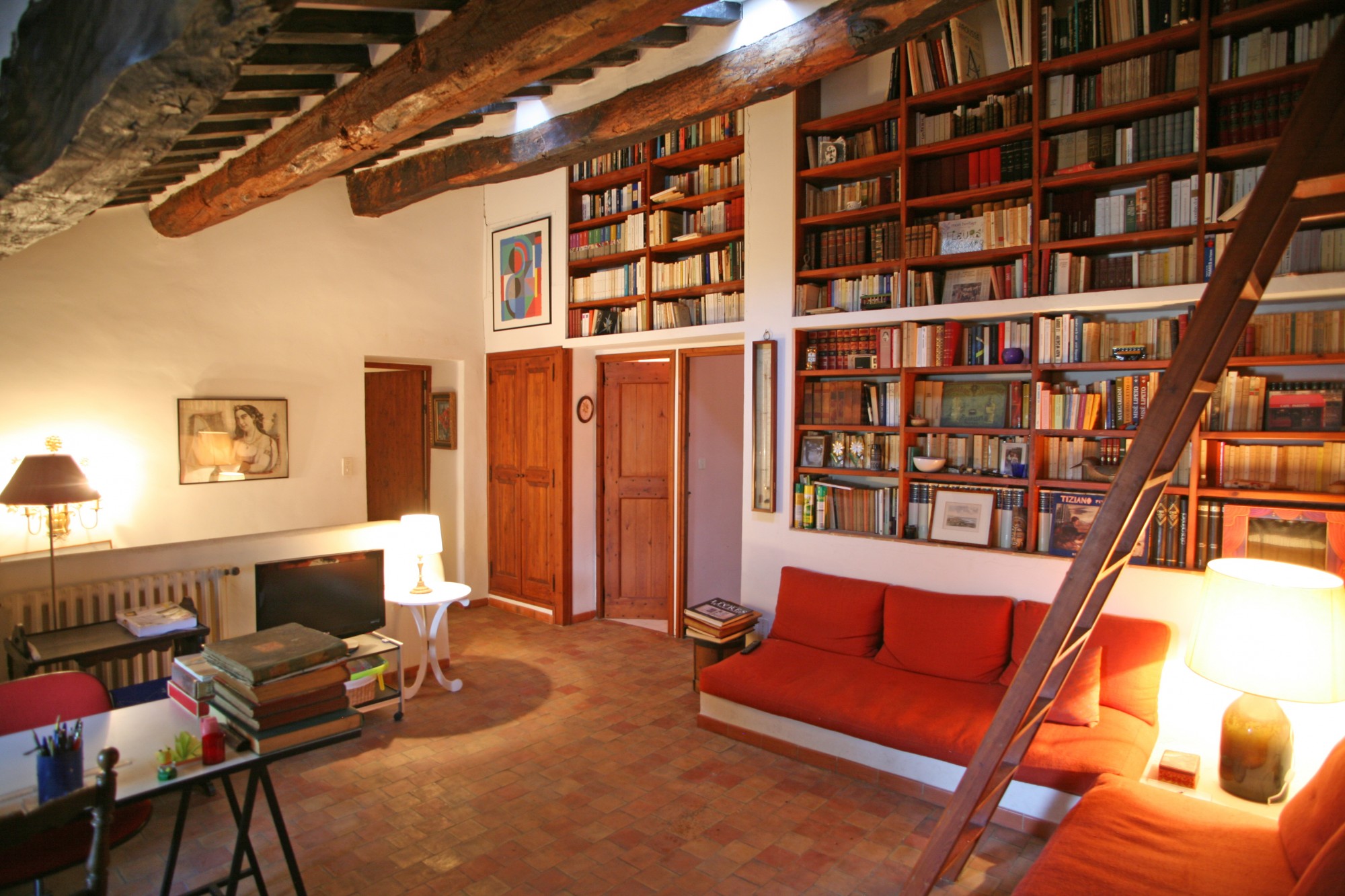 Beau mas avec dépendances, piscine et vues,  à Saint-Pantaléon en Luberon 