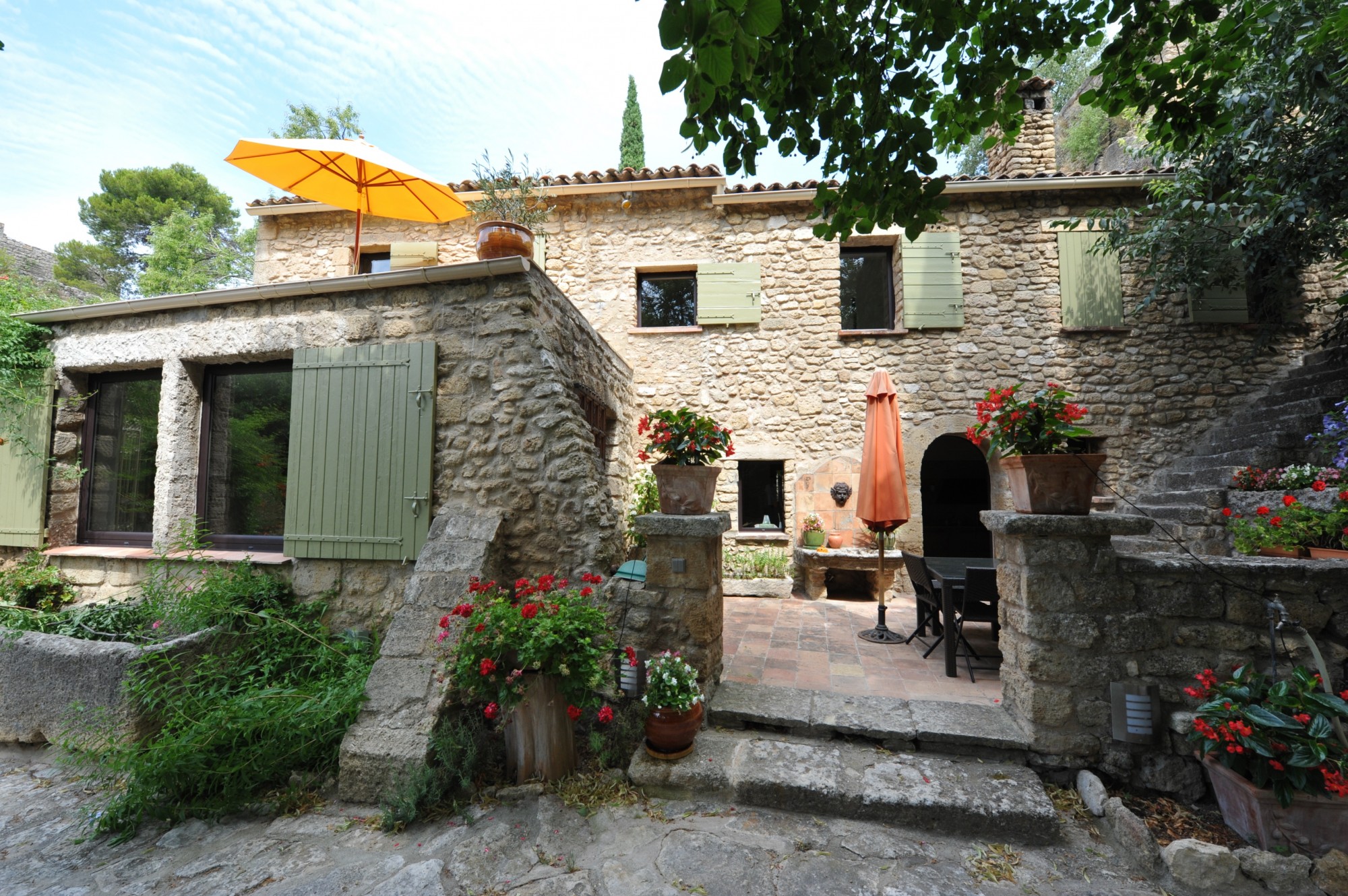 Luberon - Authentique maison de village rénovée   