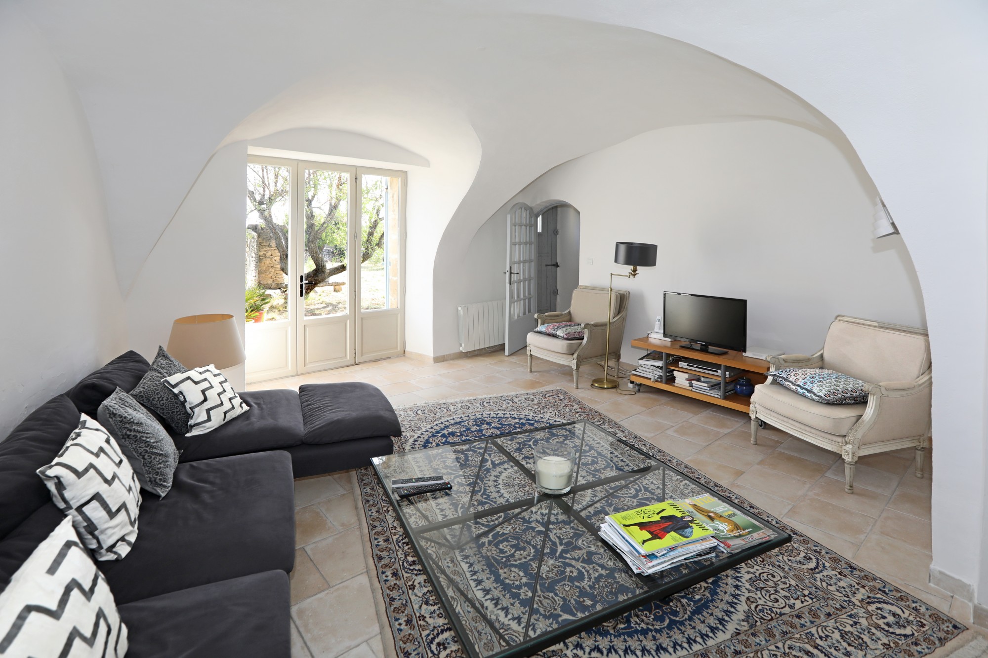 Gordes, maison proche du village avec vues exceptionelles   