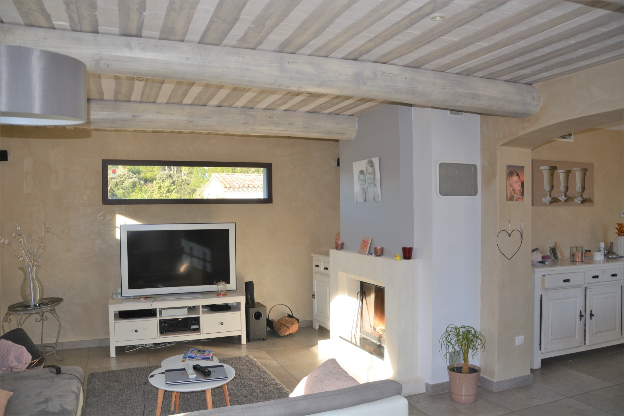 Villa contemporaine avec piscine proche Luberon    