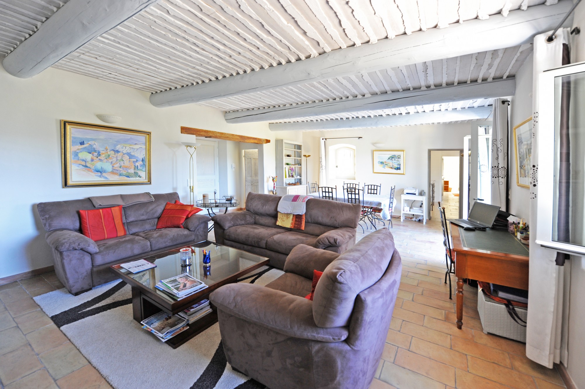 Gordes : maison en pierres avec piscine et superbes vues   