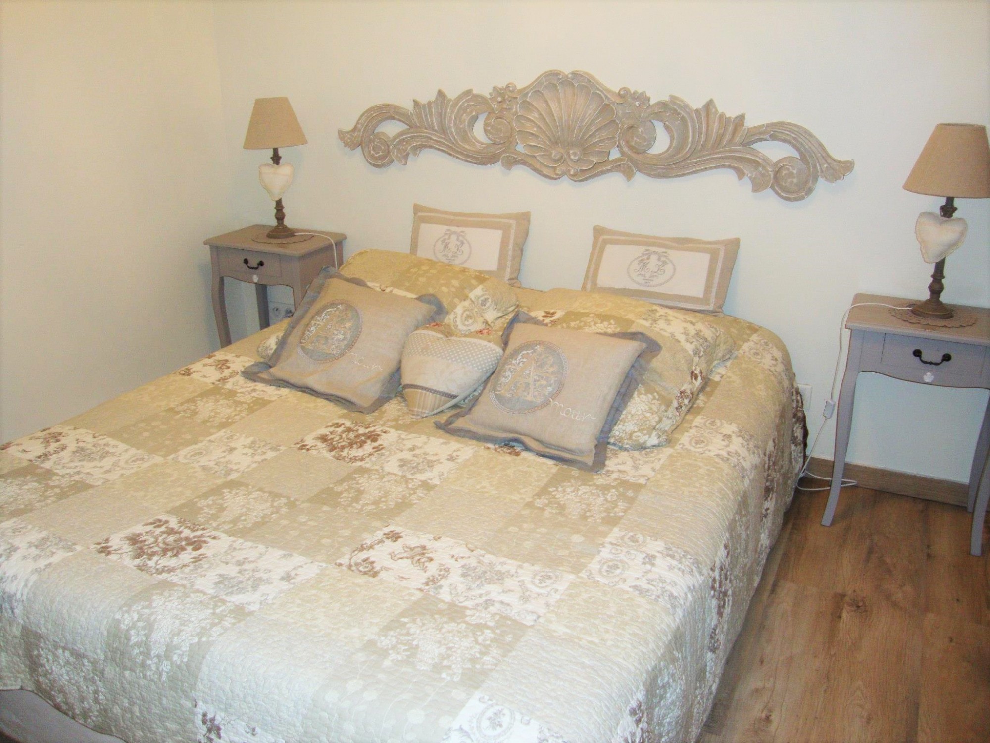 Mas du XVIIIème siècle restauré, face au Luberon.   