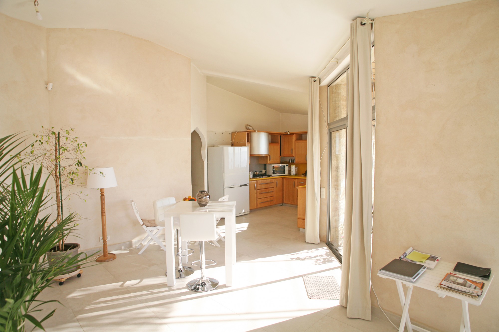 Luberon, maison contemporaine avec vue extraordinaire   