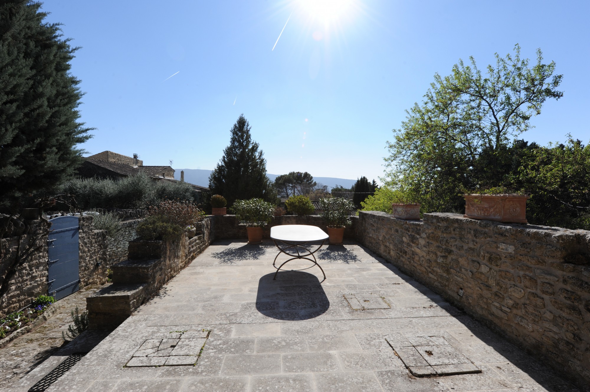 Gordes - Maison de hameau face au Luberon   