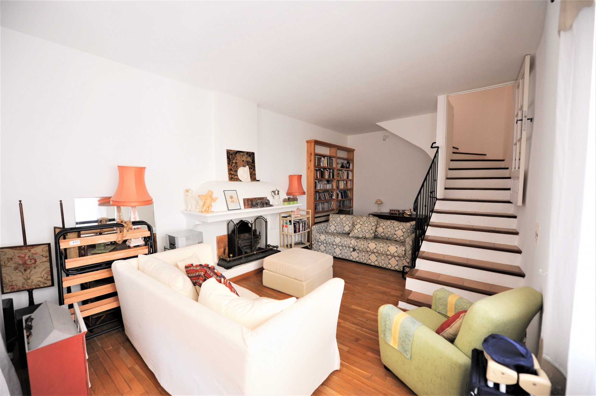 Maison de village avec vue à Saint Saturnin les Apt   