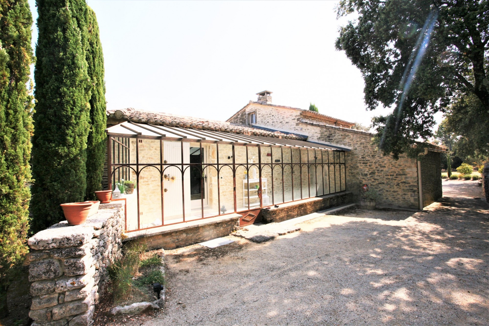 Gordes, belle propriété d'agrément avec vue sur le Luberon   