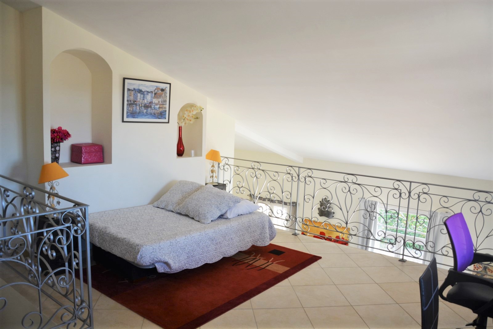 Saint-Saturnin-les-Apt, villa moderne avec piscine et vue sur le Luberon   