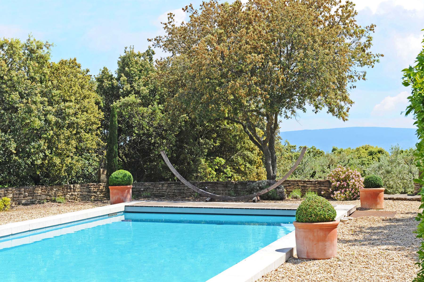 à Gordes, rare propriété à proximité du village   