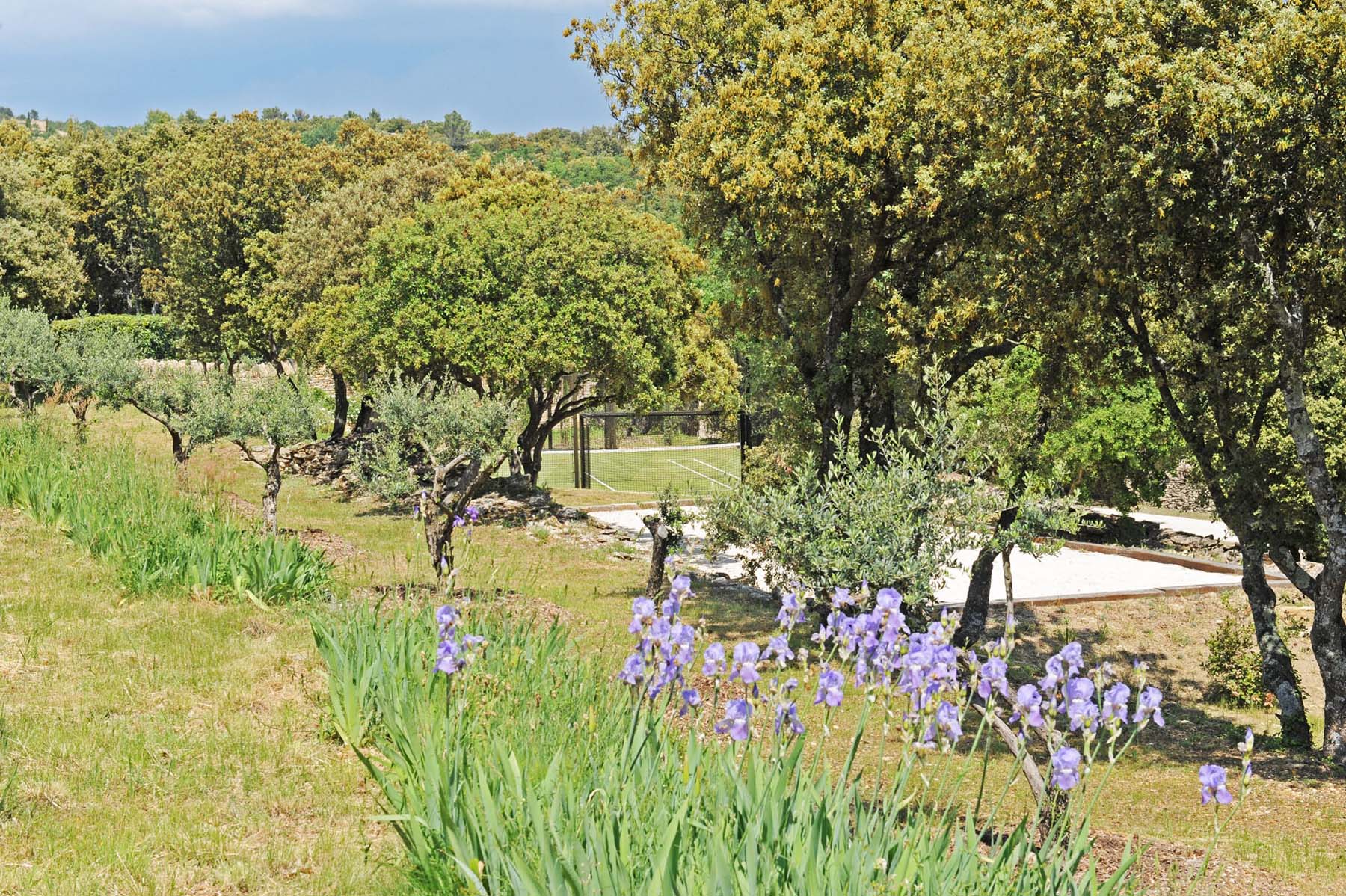 à Gordes, rare propriété à proximité du village   