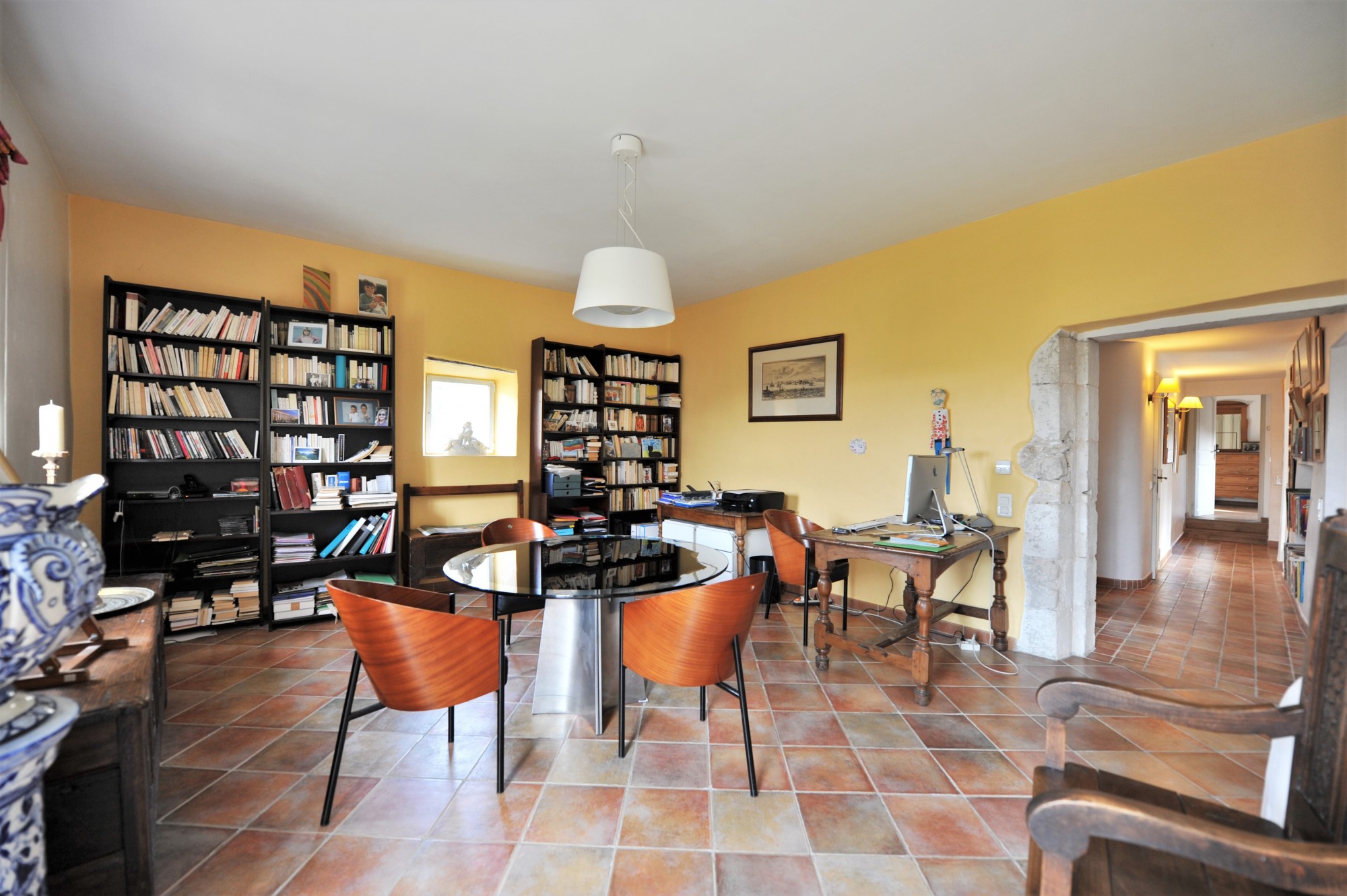 Ménerbes, ancien mas restauré avec vue sur le village   
