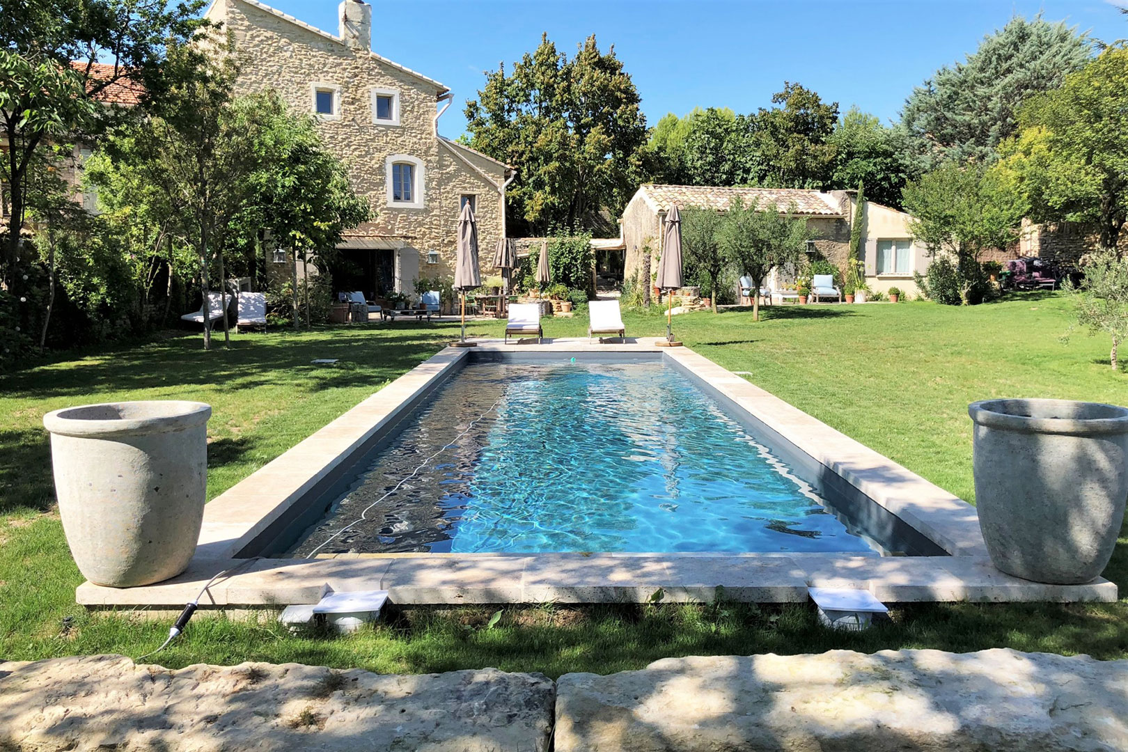 Hameau de Gordes, maison entièrement rénovée   