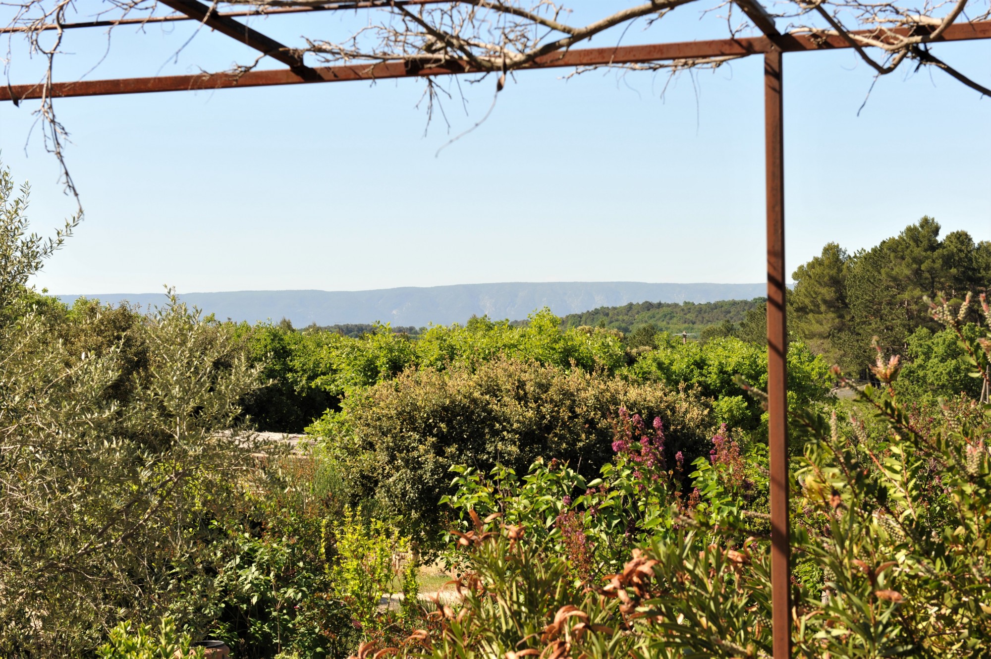 15mn de Gordes, maison en pierre avec vue panoramique sur le Luberon   