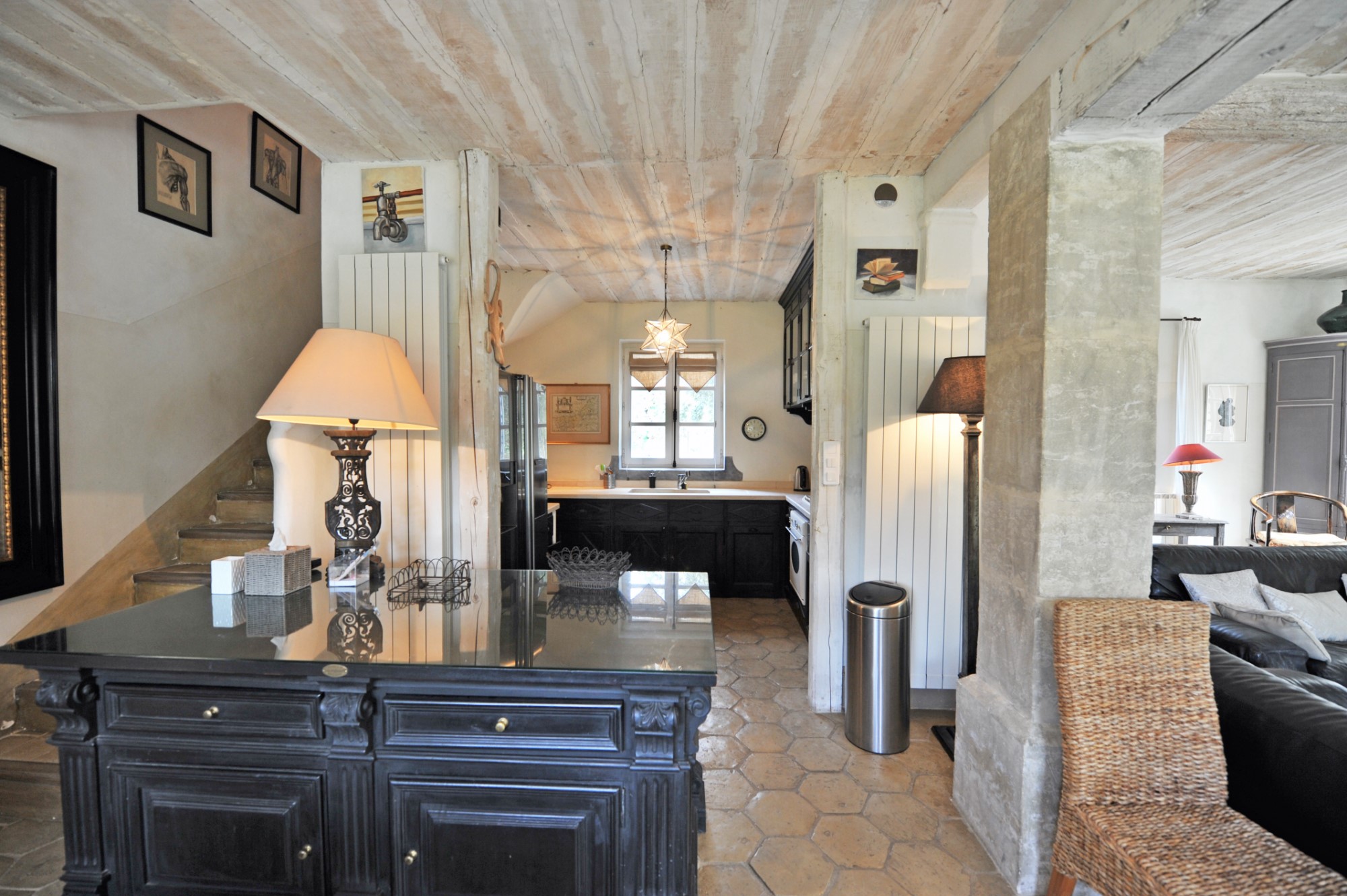 Gordes, grande maison de famille avec piscine   