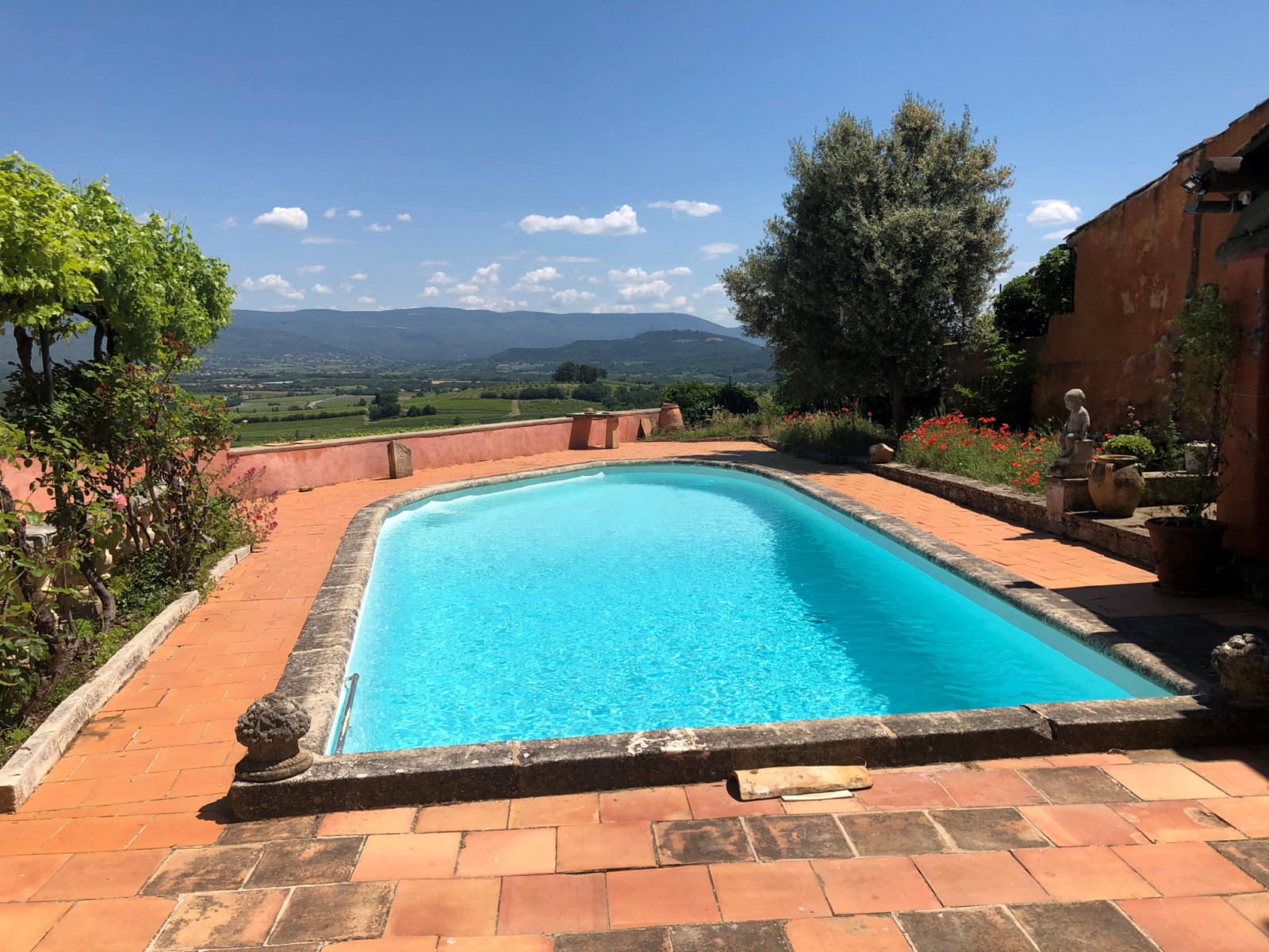 Roussillon, maison de maître avec vue panoramique   