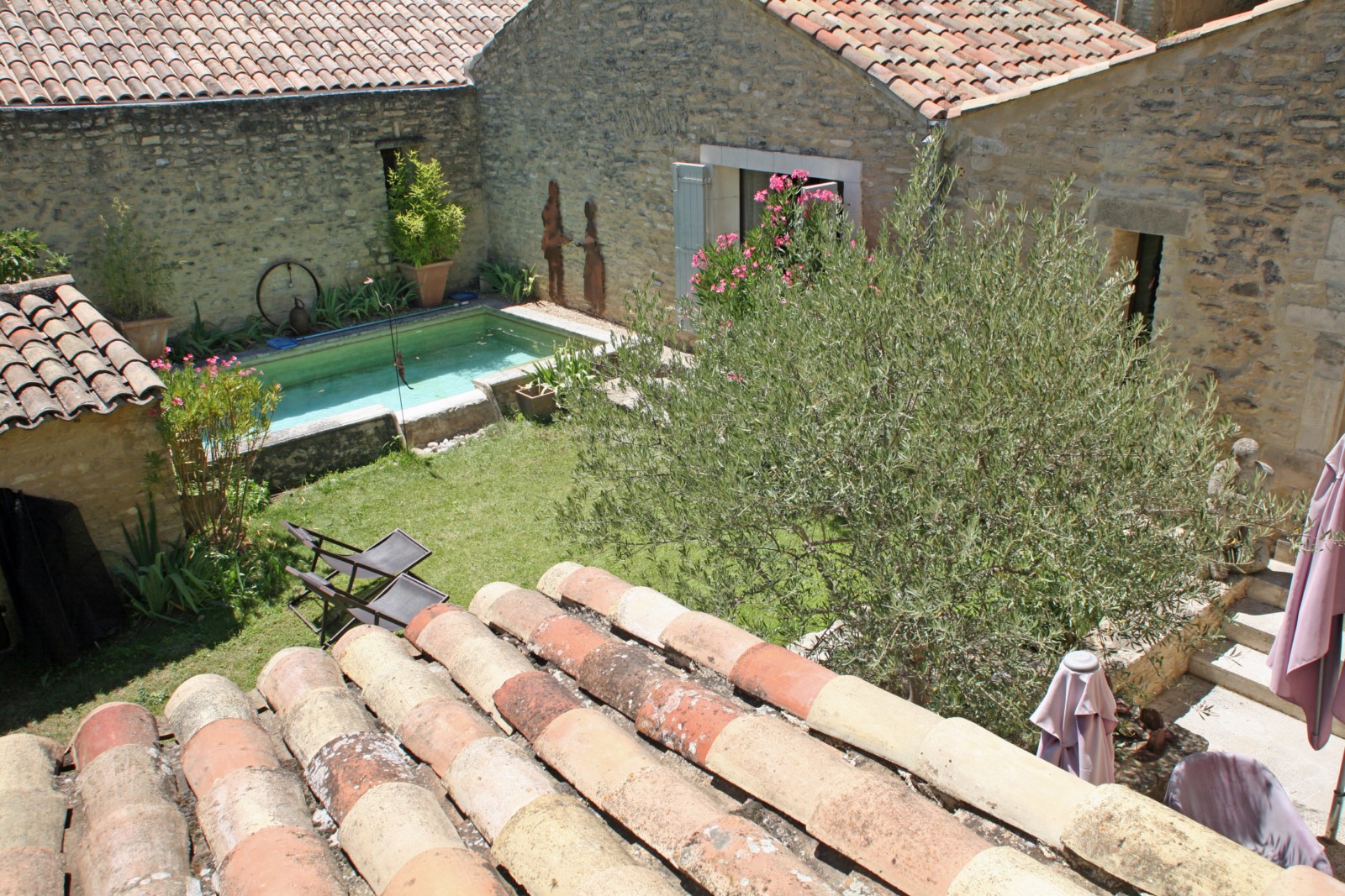 maison de village avec jardin et piscine dans le Luberon   