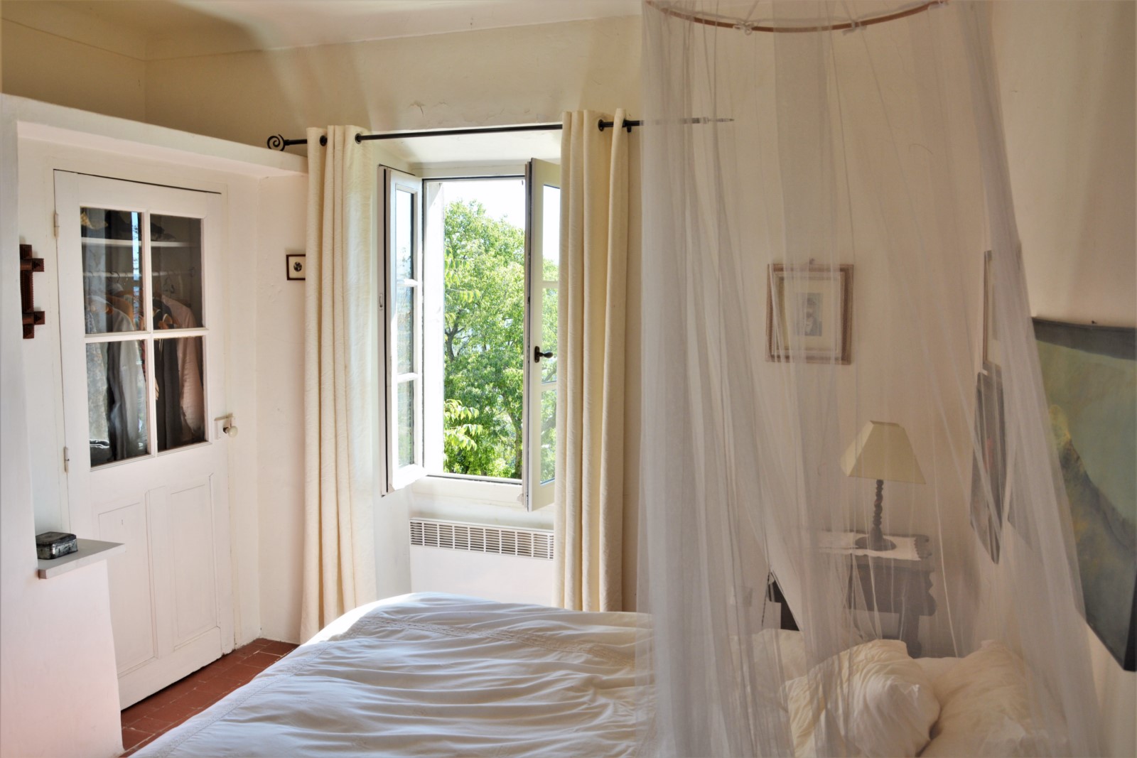 Luberon, maison de village avec vue   