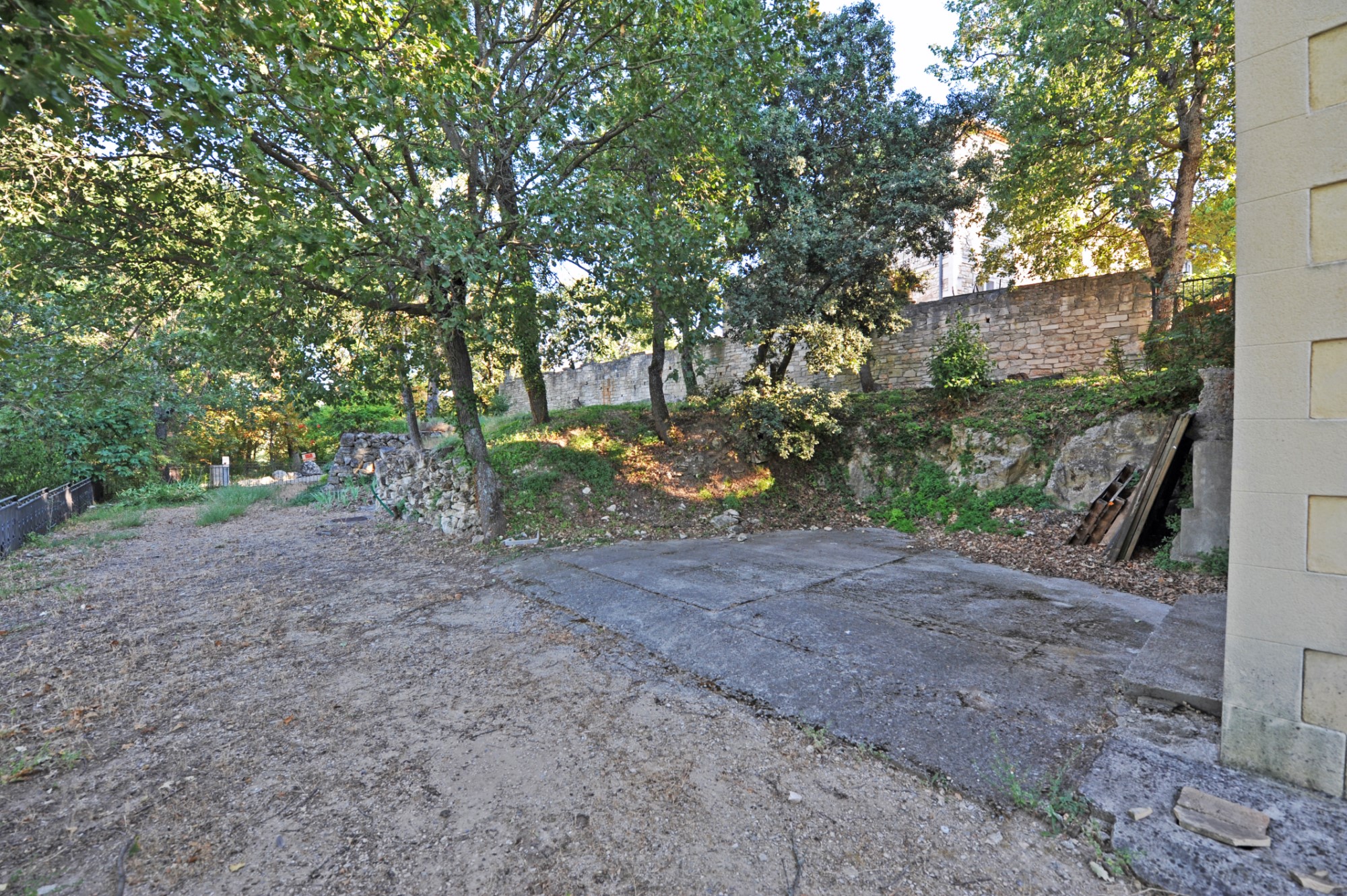 belle villa avec vue comprenant deux logements dans le Luberon   