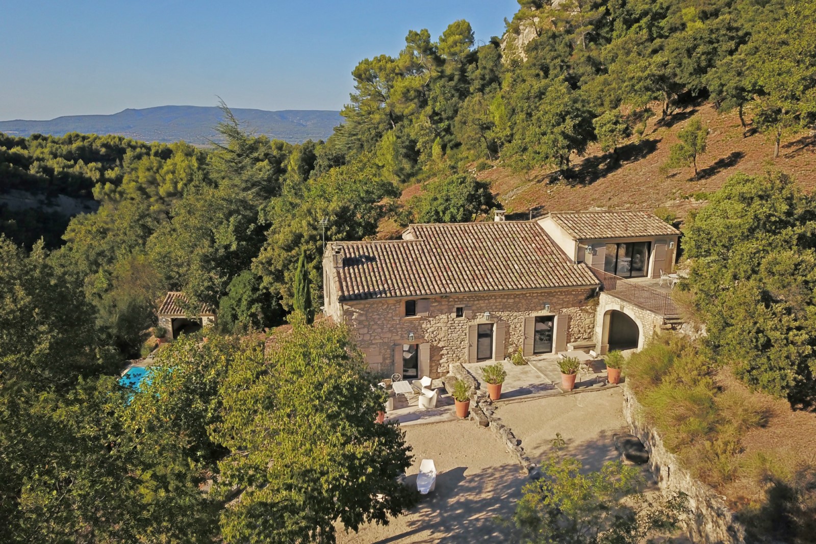 rare maison au coeur du Luberon dans cadre exceptionnel   