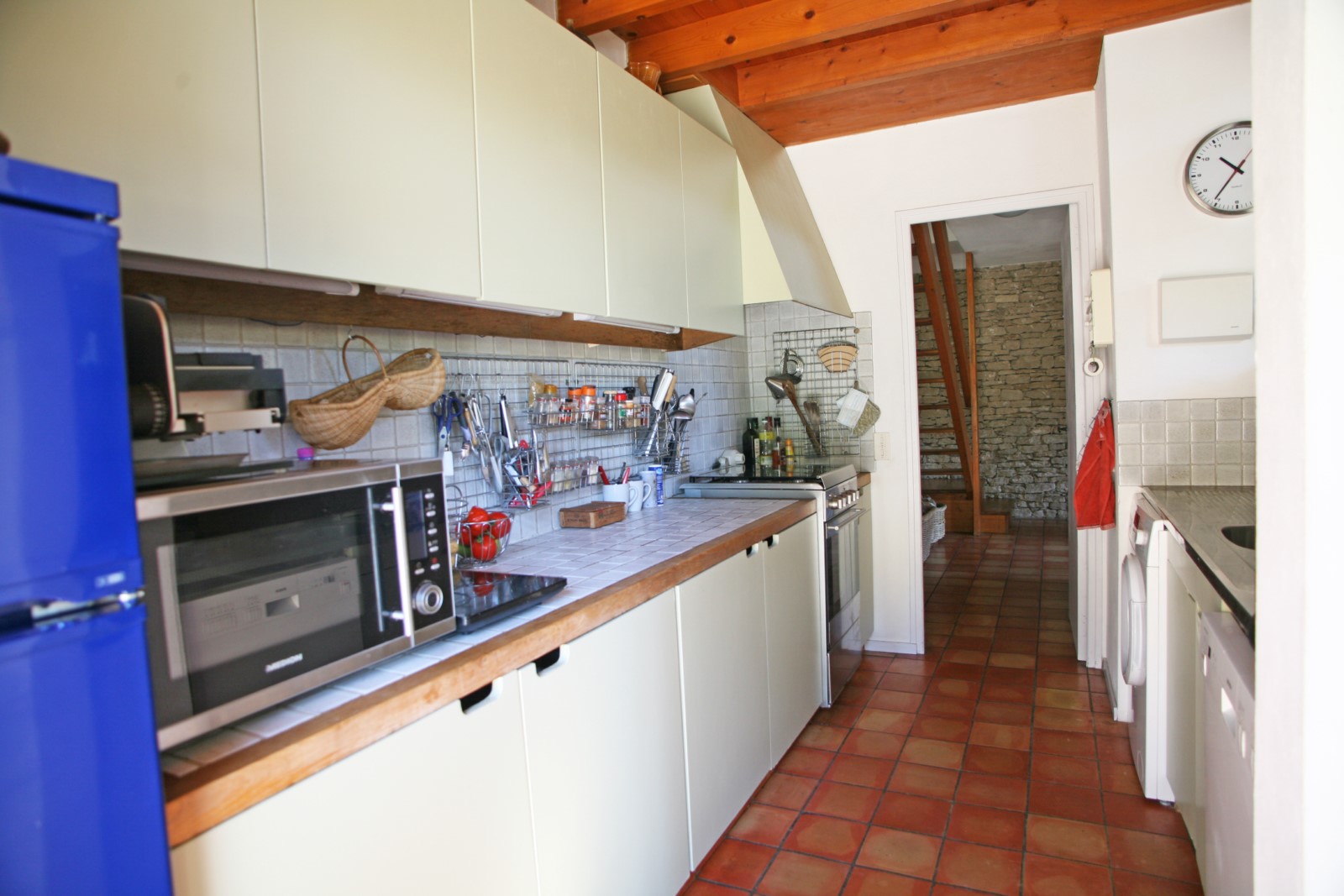 proche de  Ménerbes, maison d'architecte dans environnement calme   