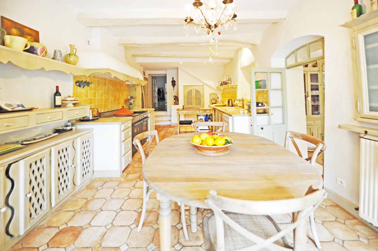 unique hameau privé au coeur du Parc Régional du Luberon   