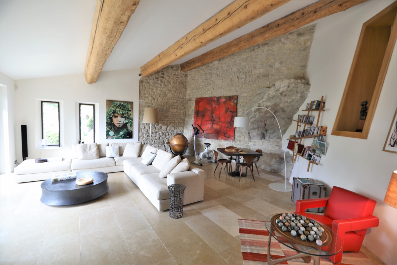 au cœur du Luberon, magnifique mas XVIIIème en position dominante   