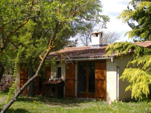 Alpes de Haute Provence, maison avec piscine, garage, etc.