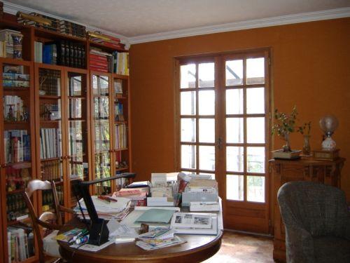 Alpes de Haute Provence, maison avec piscine, garage, etc.