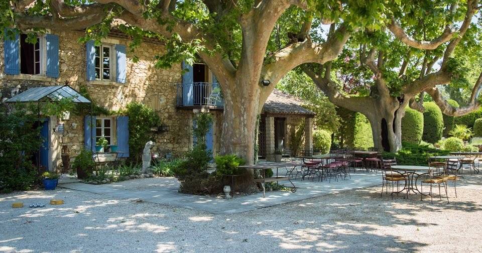 Luberon - Mas du 18ème, idéal chambres d'hotes   