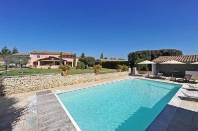 Nos prestations sur le secteur de Lacoste en région Provence-Alpes-Côte d'Azur 84