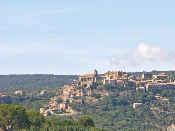 Notre zone d'activité pour ce service Terrain en restanques viabilisé et constructible en vente nature