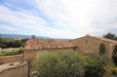 Notre zone d'activité pour ce service Recherche un hameau privé avec édifice religieux historique du 18ème siècle