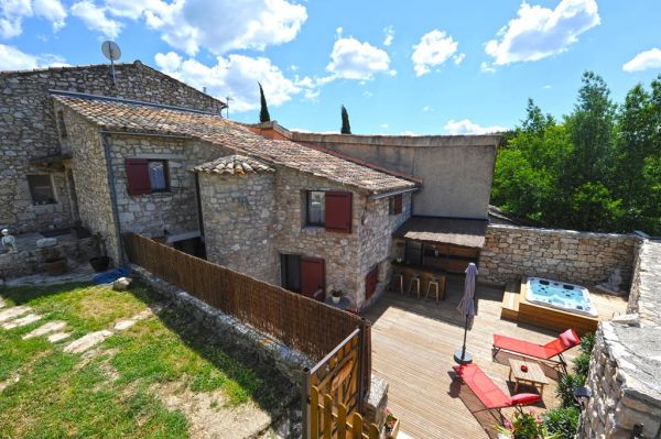 Nos prestations sur le secteur de Joucas en région PACA 84