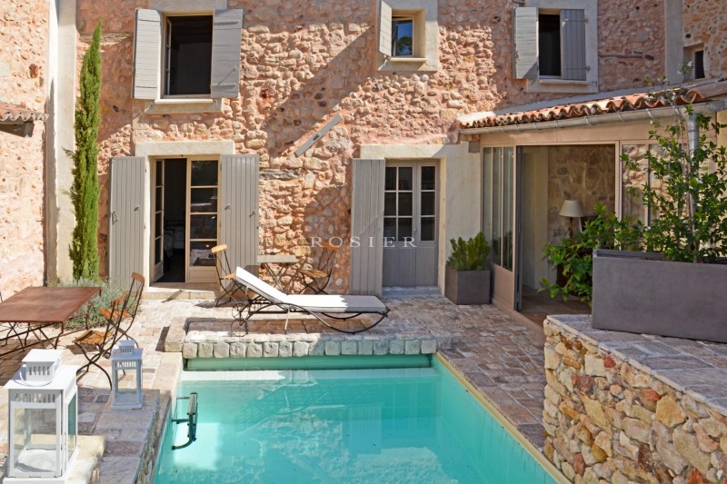 Nos prestations sur le secteur de Roussillon dans le Vaucluse 84