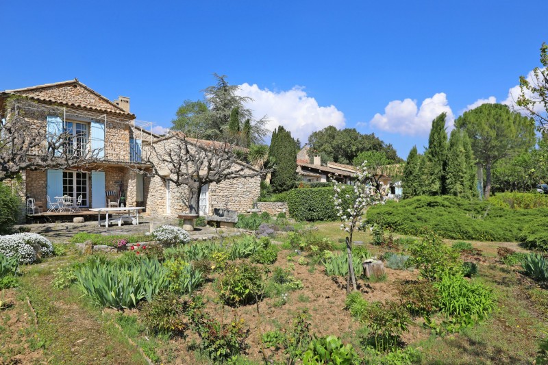 Nos prestations sur le secteur de Roussillon dans le Vaucluse 84